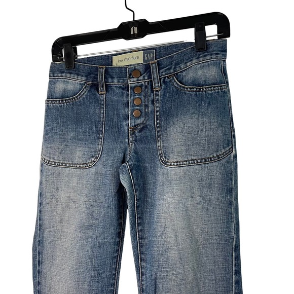 Women's Low Rise Flare Gap jeans with vintage look with unique pockets - Picture 2 of 7